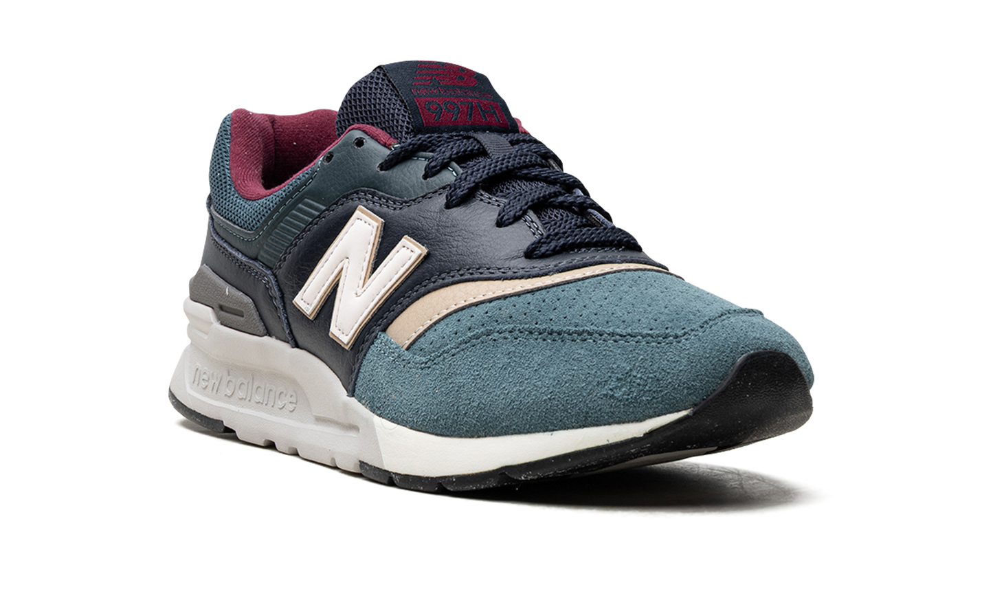 997 "Navy Teal" CM997HWC