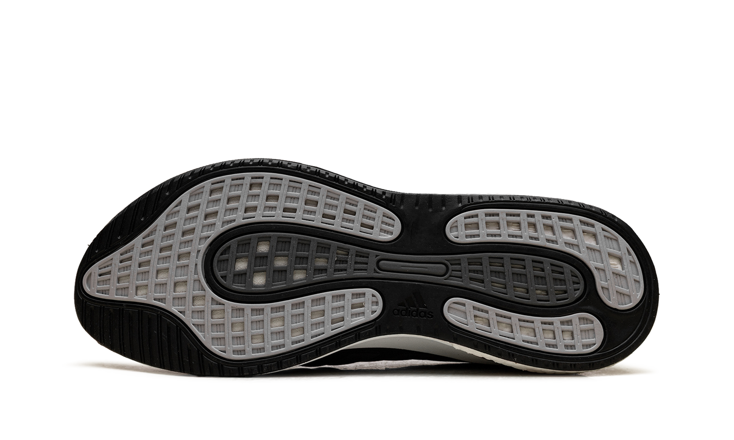 Supernova "Black Silver Metallic" EG5401