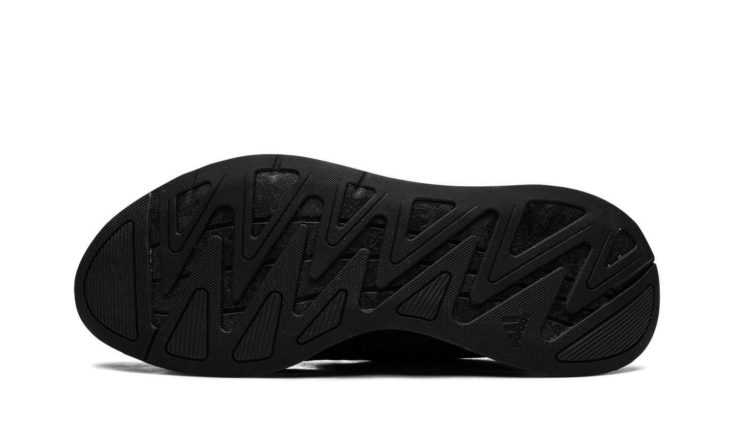 Adizero Aruku "Black Iron Metallic" IH0972