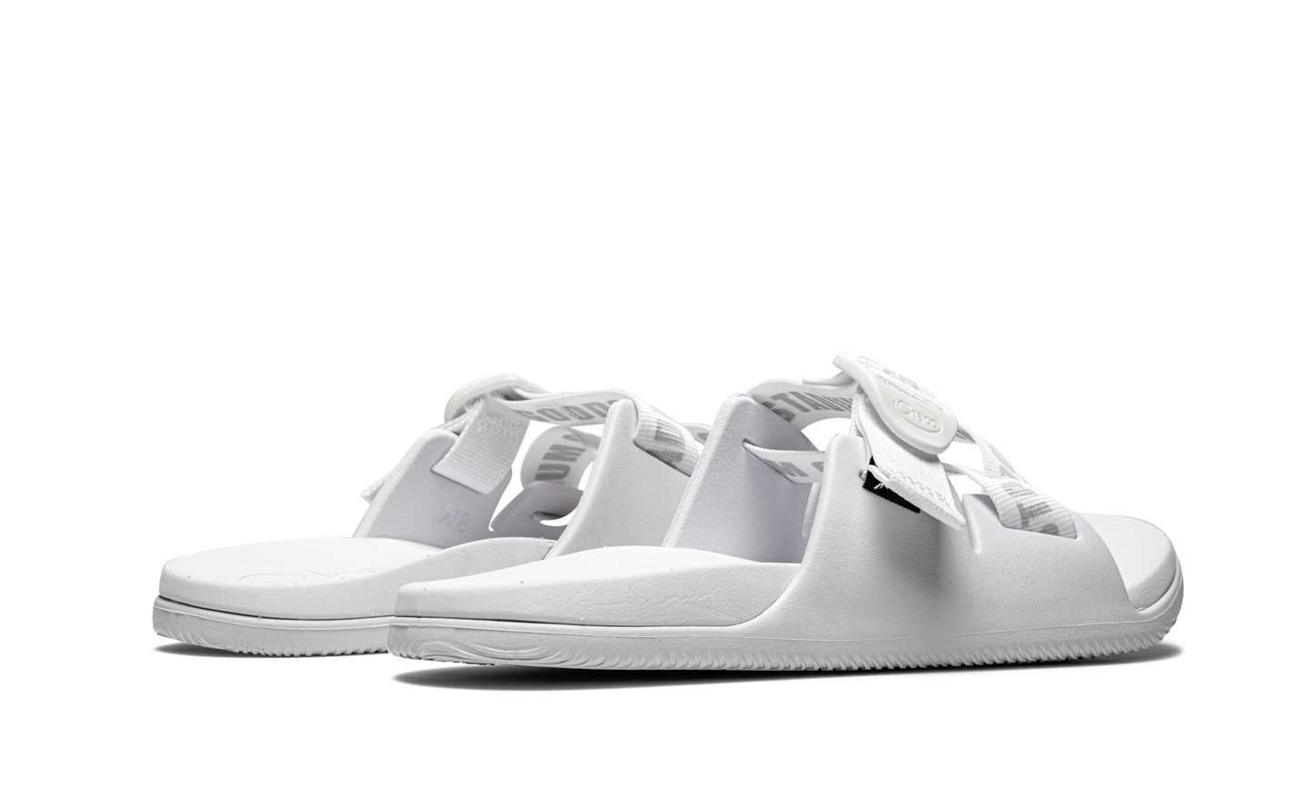 Men's Chillos Slide "Stadium Goods x Chaco - Whiteout" JCH199785