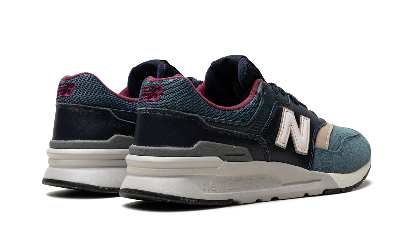 997 "Navy Teal" CM997HWC