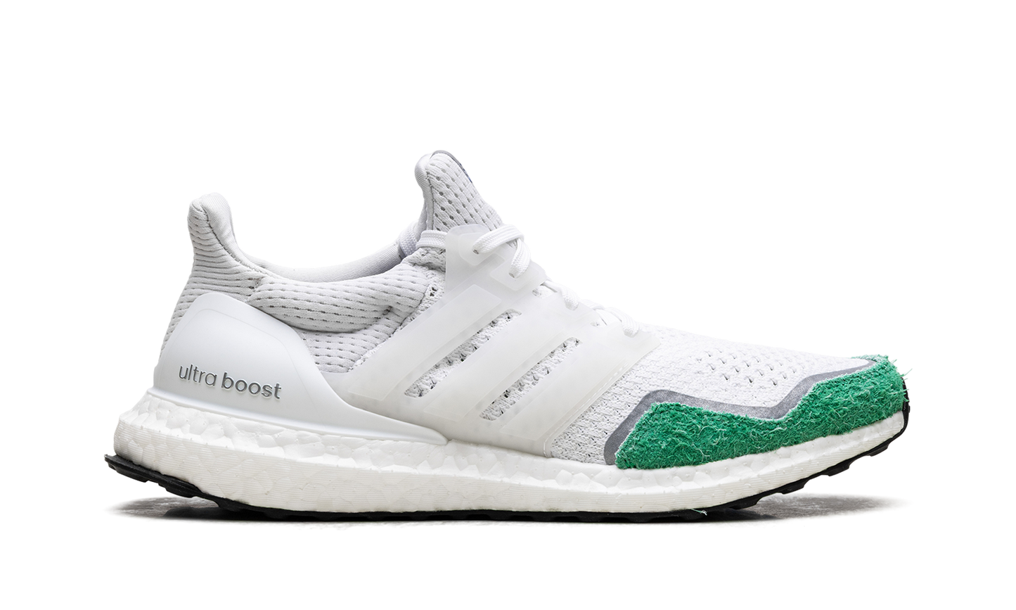 Ultra Boost 1.0 DNA "Cloud White Green" GY9134