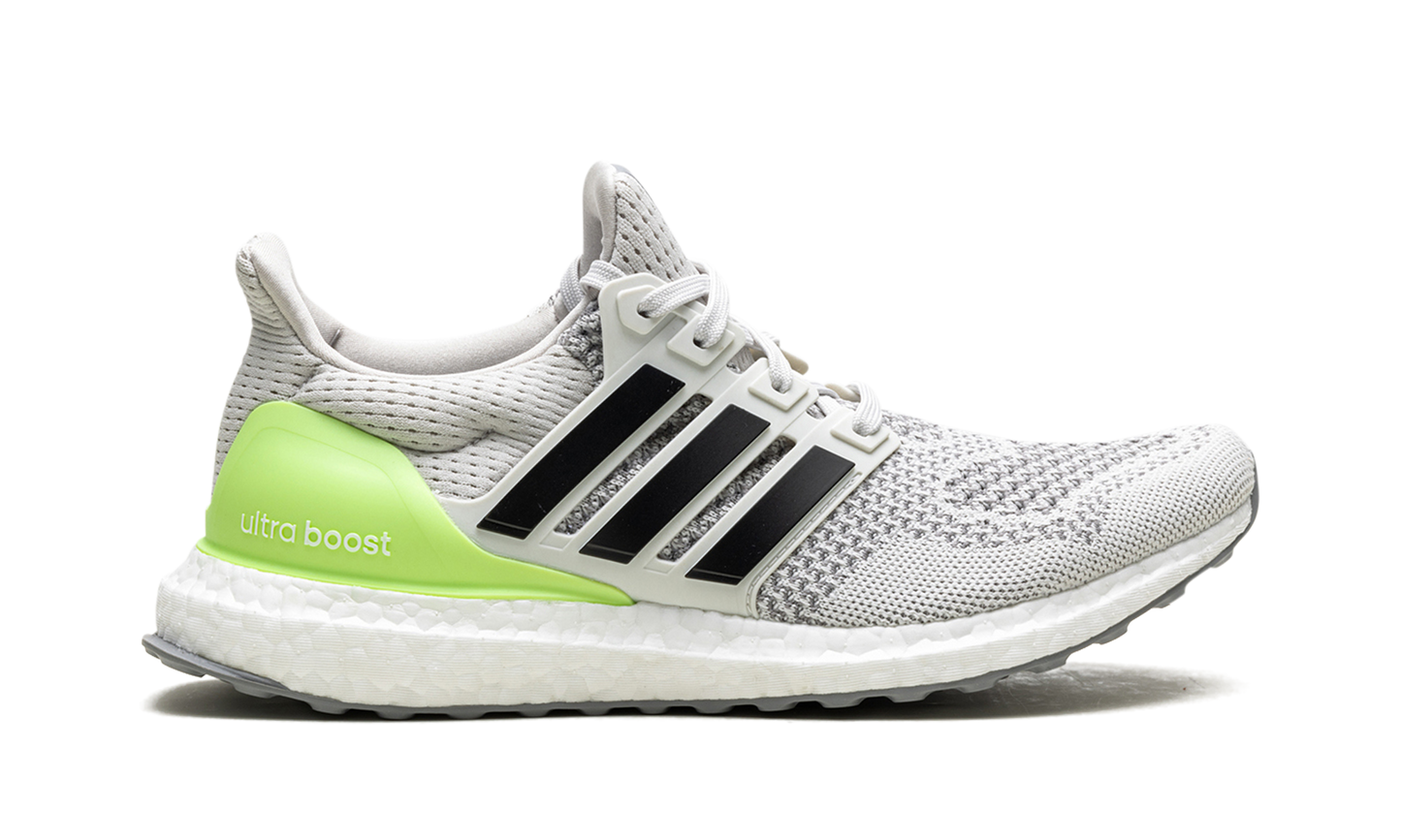 Ultra Boost 1.0 "Grey Core Black Grey Three" ID5877