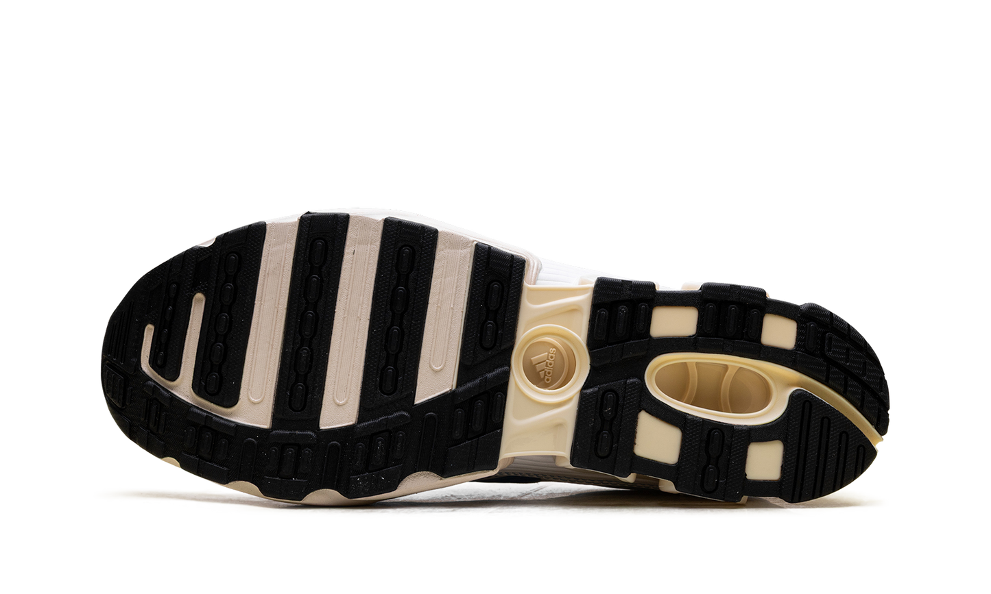 Predator Megaride "Kith - White Blue" JR9208