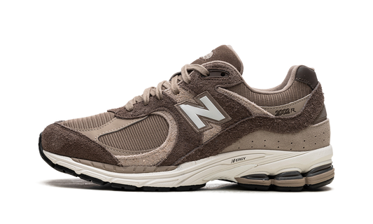 2002R "ASOS Exclusive Brown" M2002RAY