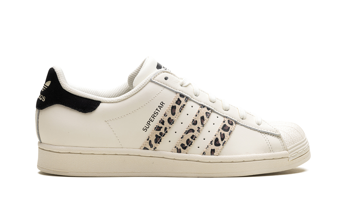 Superstar WMNS "Off White Black Leopard"