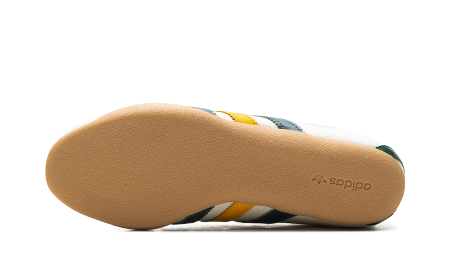 Tokyo Wmns "Cream White / Collegiate Green" JQ0586