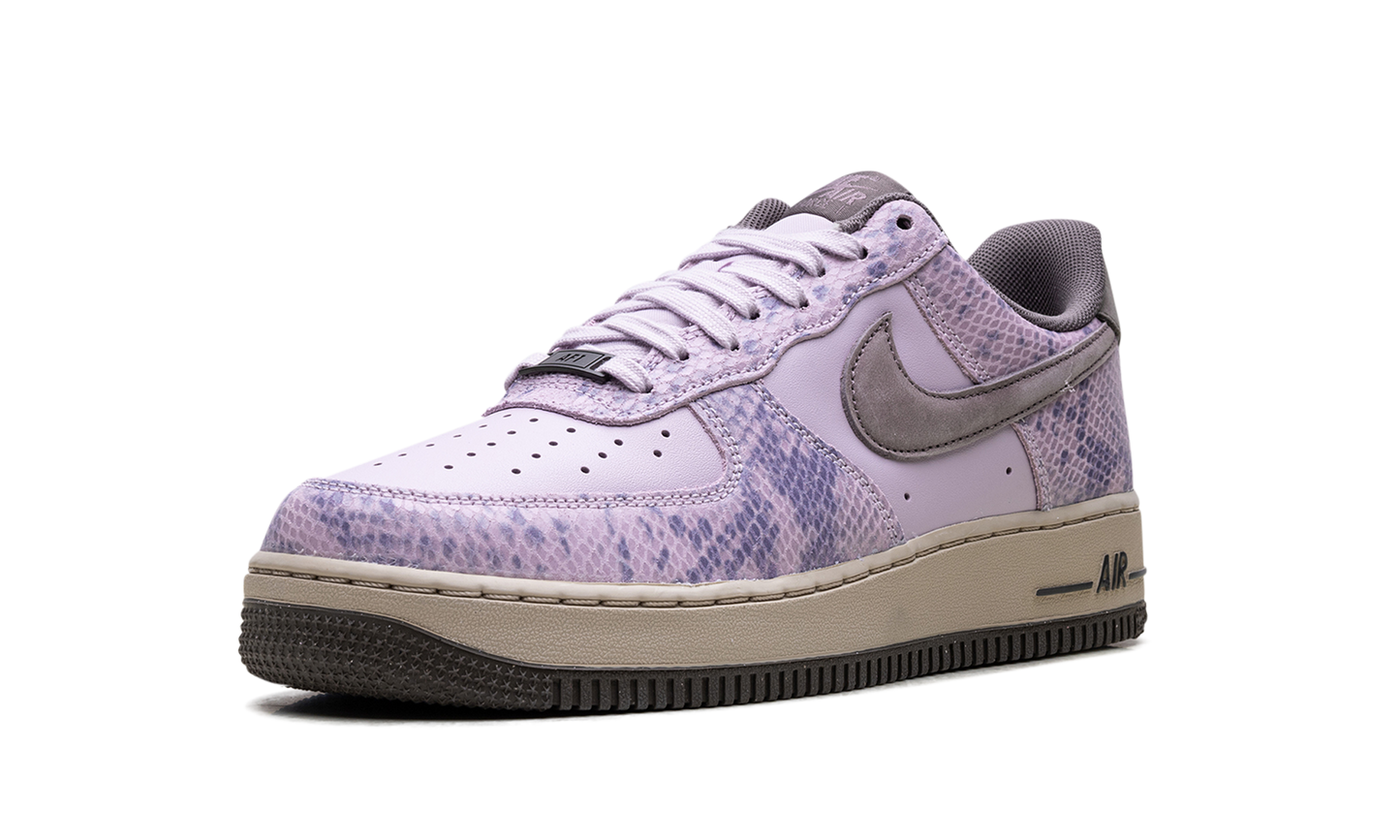 Air Force 1 Low "Purple Snakeskin" HF2898 500