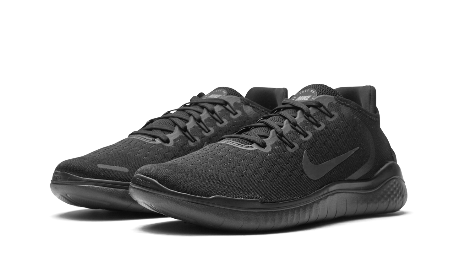 Free RN 2018 "Triple Black" 942836 002