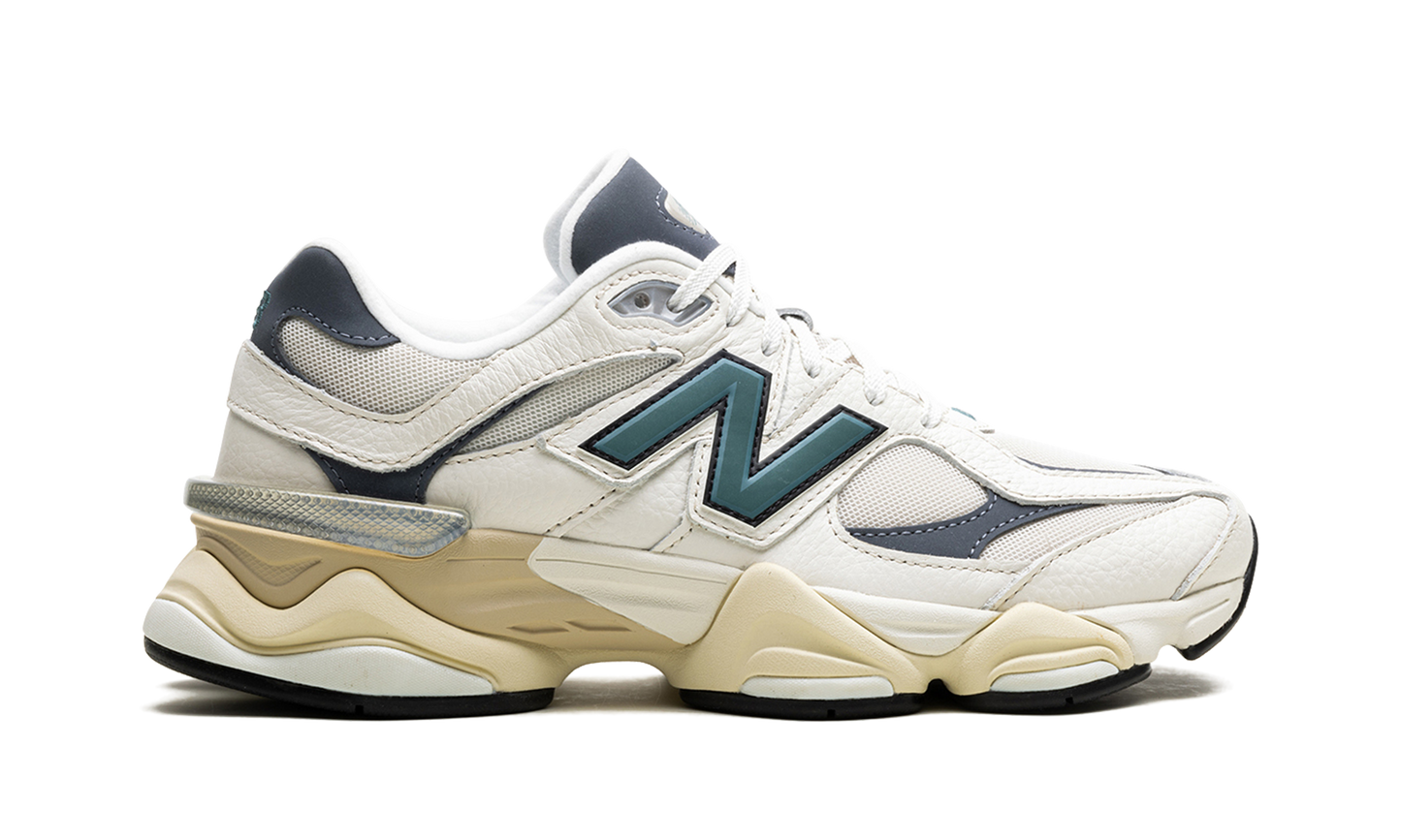 9060 v1 "NEW SPRUCE" U9060ESD