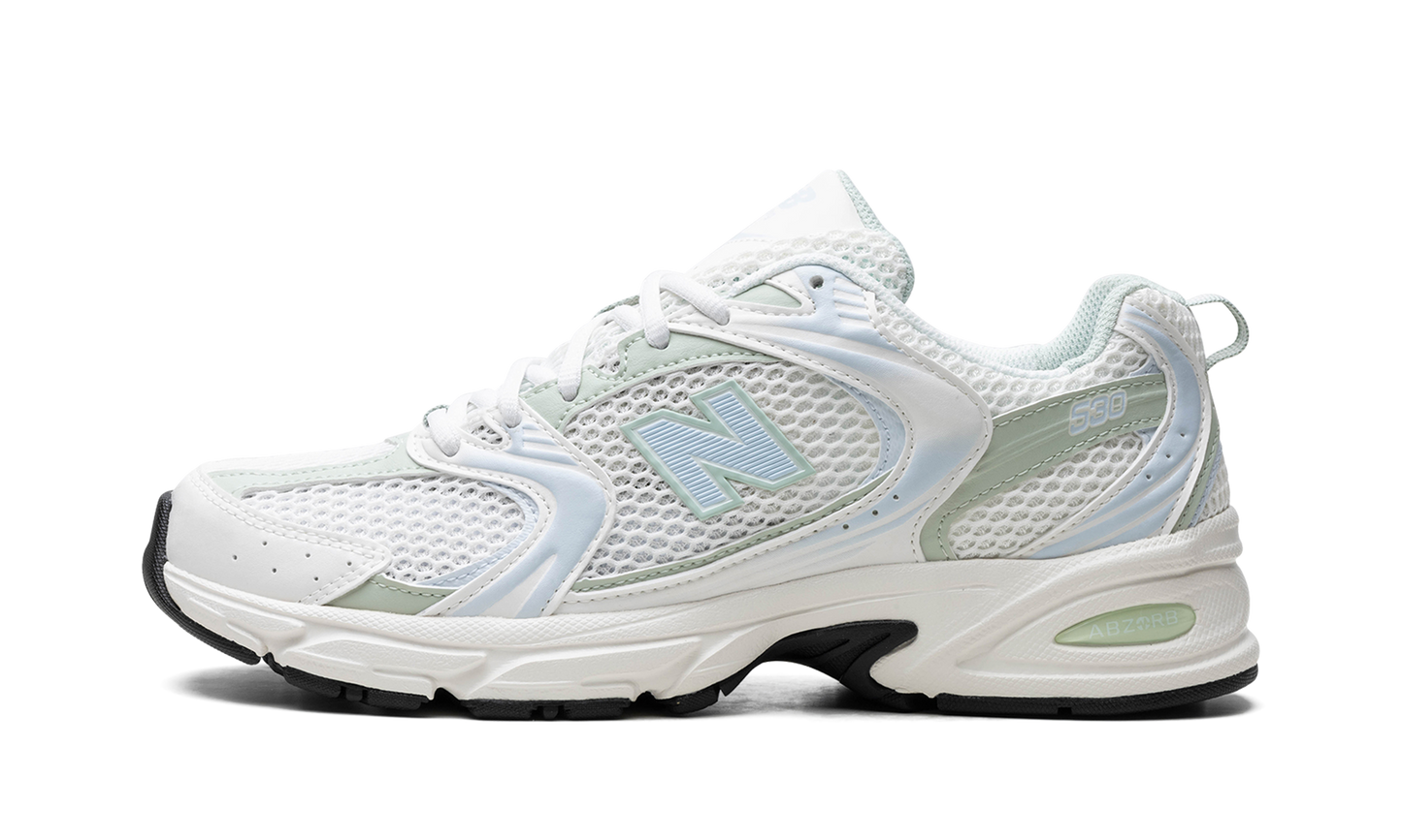530 "White / Blue" MR530ZO