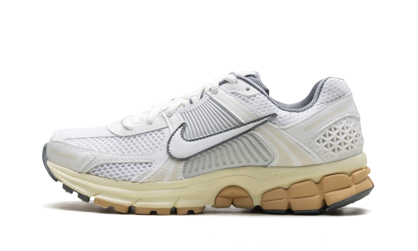 Zoom Vomero 5 WMNS "Summit White Pure Platinum" FJ2028 101