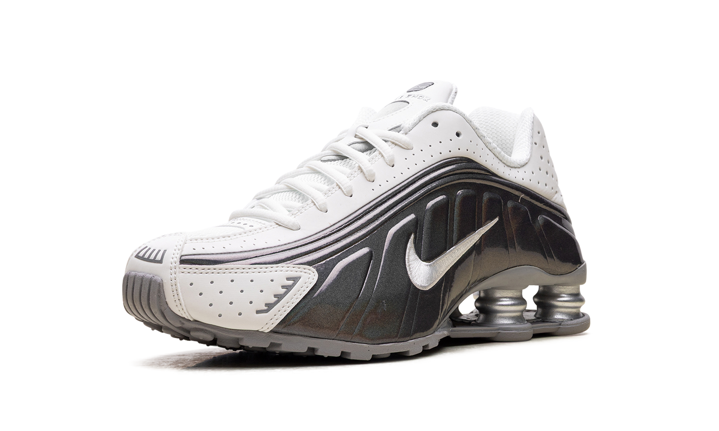 Shox R4 WMNS "White Iridescent" IB7703 100