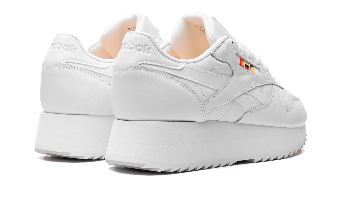 CLASSIC LEATHER DOUBLE WMNS "Gigi Hadid" DV5391
