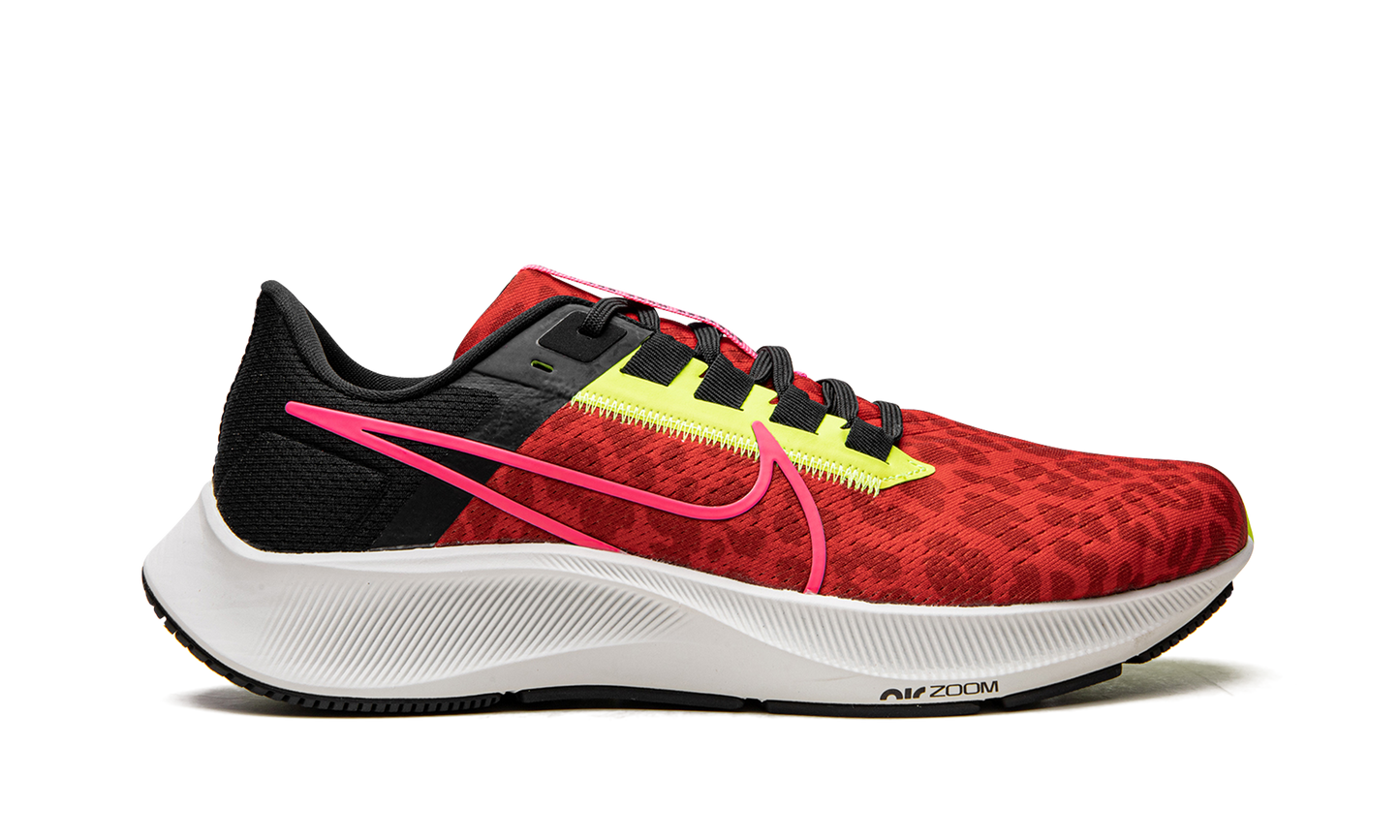 AIR ZOOM PEGASUS 38 MNS WMNS "Chile Red" DM8061 600