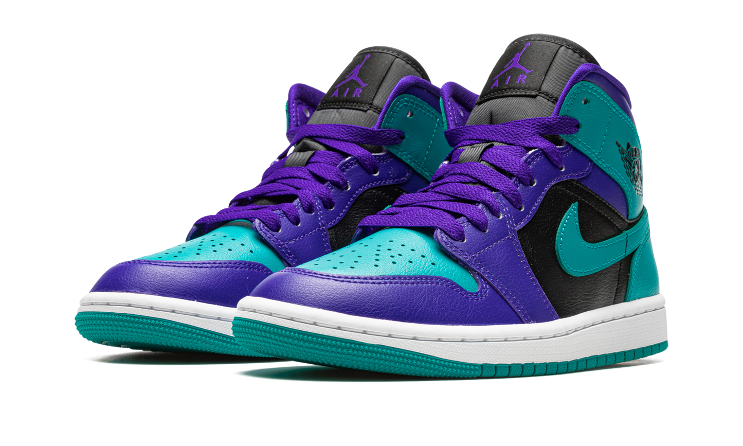 AIR JORDAN 1 MID WMNS "Black Grape" BQ6472 502