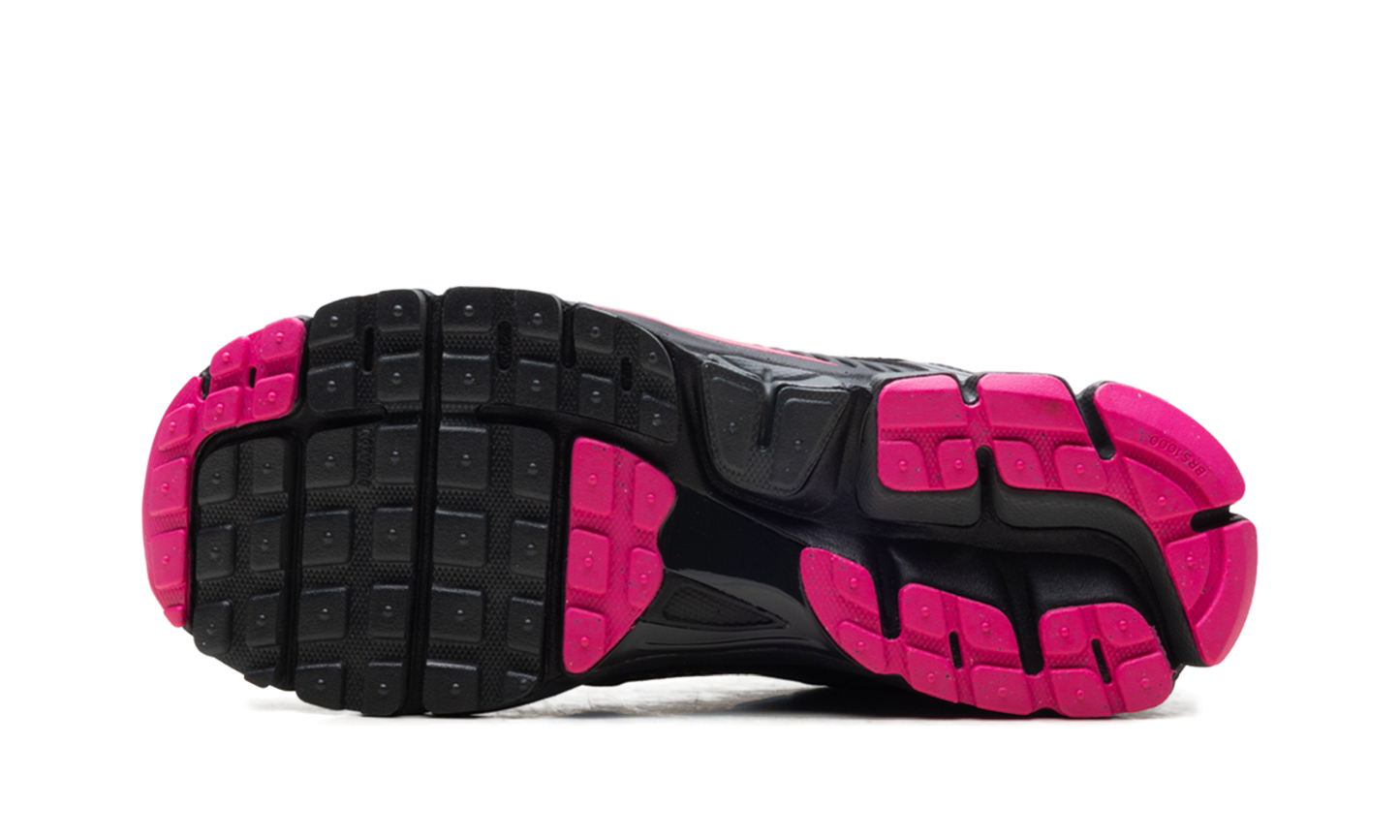 Zoom Vomero 5 "Black Pink Blast" FB9149 004
