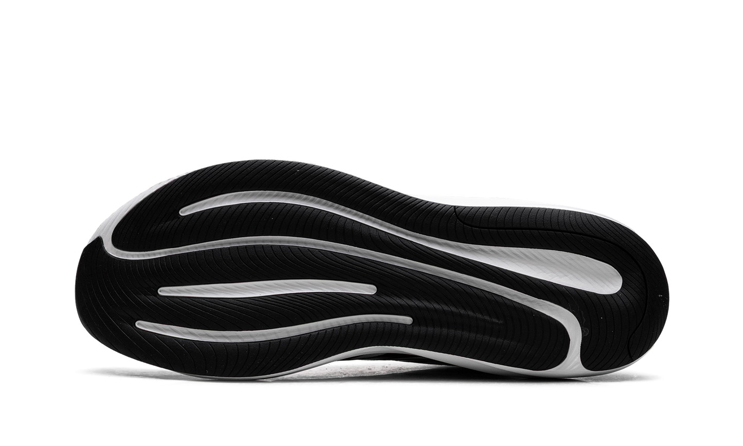 Response 2 "Cloud White / Core Black / Iron Metallic" KJ1747