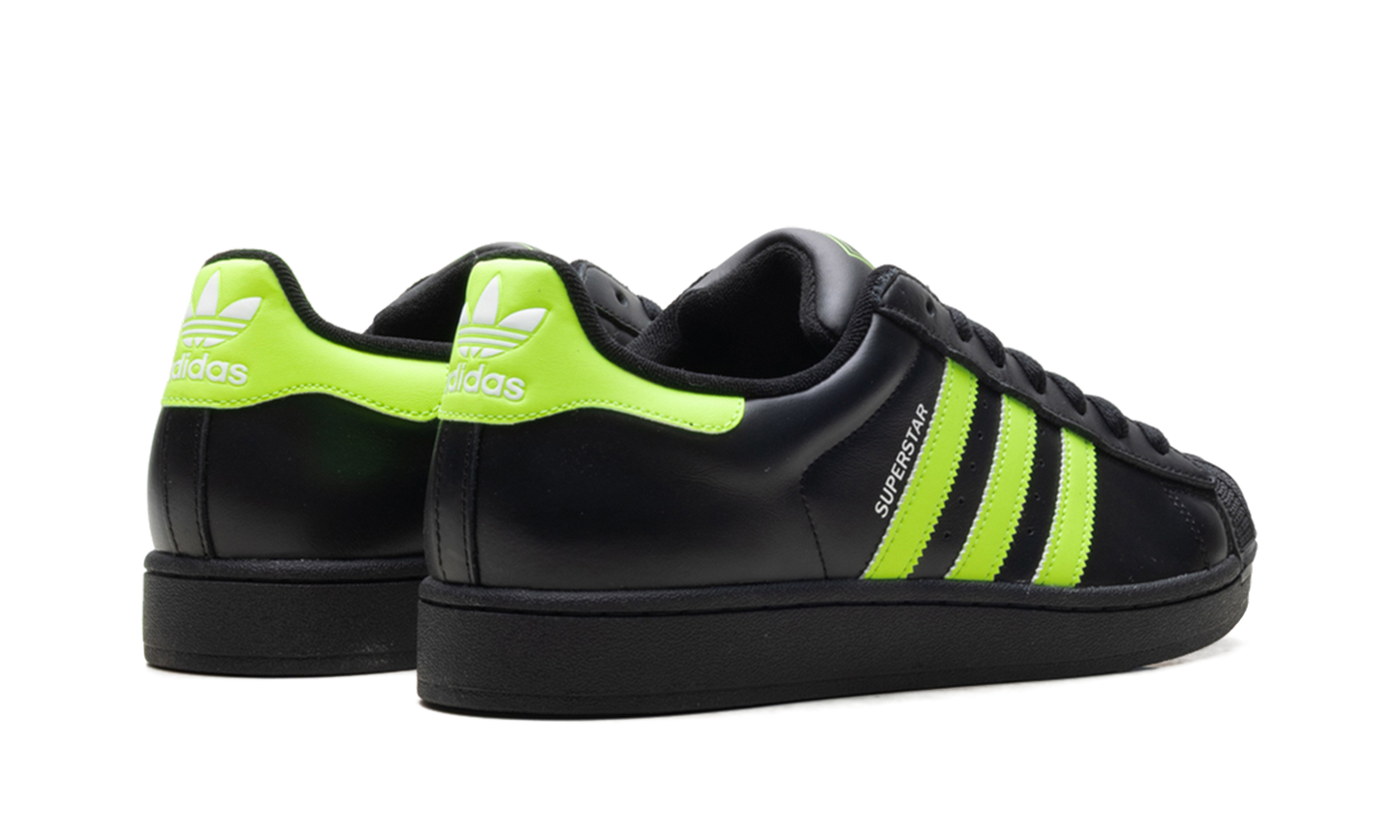 Superstar II "Black / Green" JQ3175