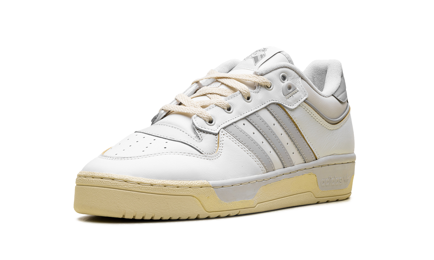 RIVALRY LOW 86 "CWHITE/GREONE/OWHITE" GZ2556