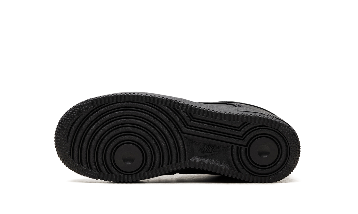 Air Force 1 Low Premium "Triple Black" IM3078 001