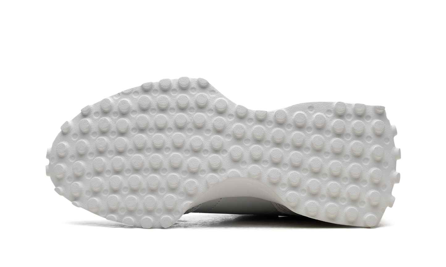 327 "Grey Matter" U327LQ