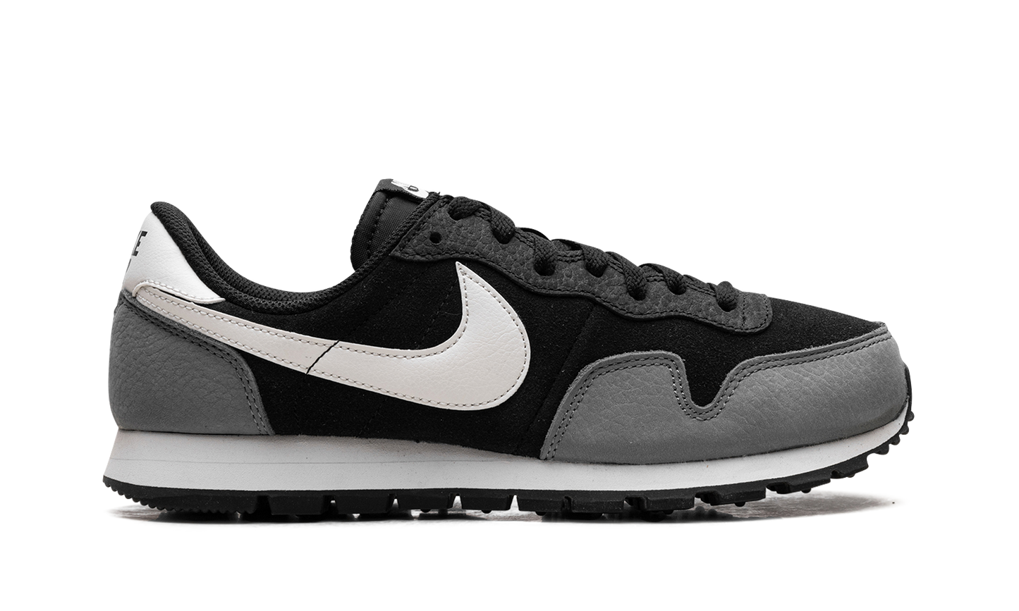 Air pegasus 83 PRM "Black Cool Grey" DN1790 001