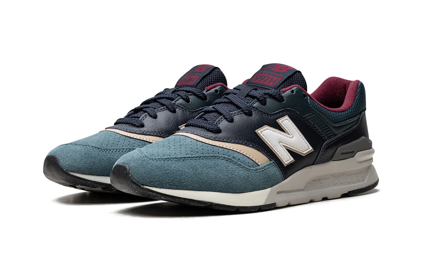 997 "Navy Teal" CM997HWC