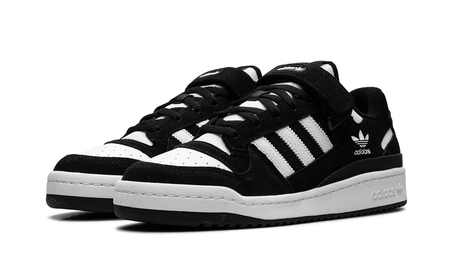 Forum Low "Panda" GW0695