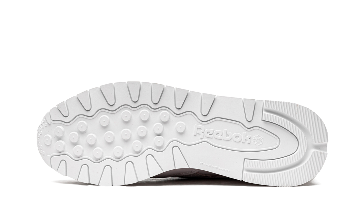 CLASSIC LEATHER PASTEL WMNS CM9159
