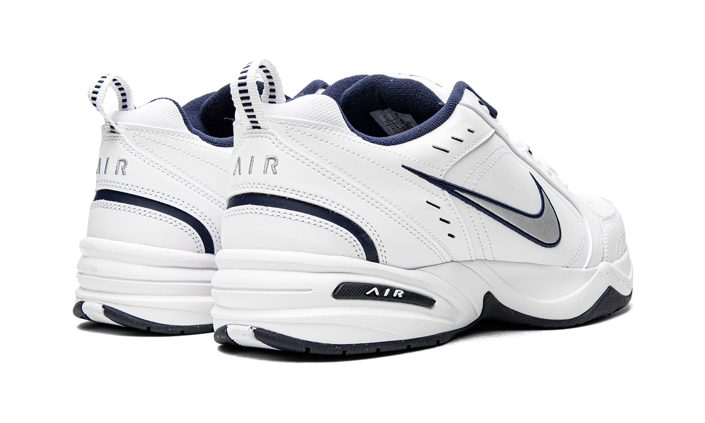 Air Monarch 4 "NAVY" 415445 102