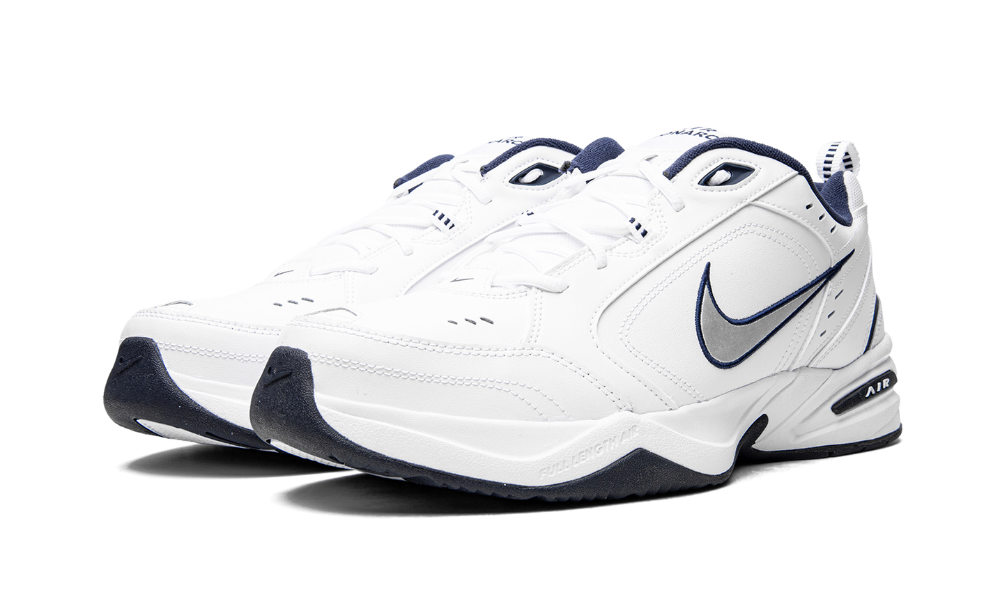 Air Monarch 4 "NAVY" 415445 102