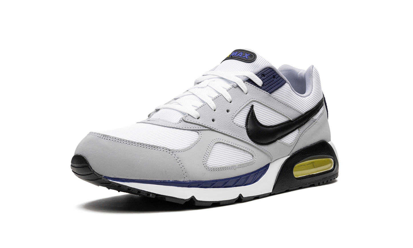 Air Max IVO 580518 102