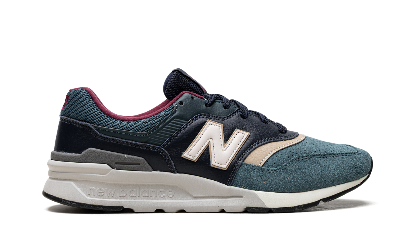 997 "Navy Teal" CM997HWC